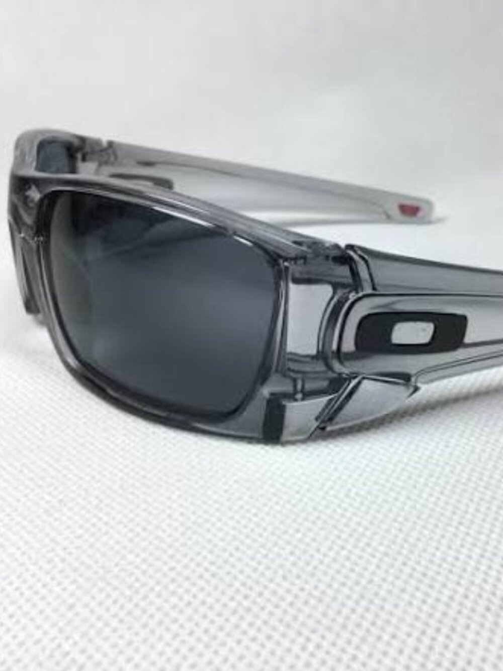 New Oakley Fuel Cell Clear Grey Smoke Grey Polarized Lens Sunglasses - OO9096-02